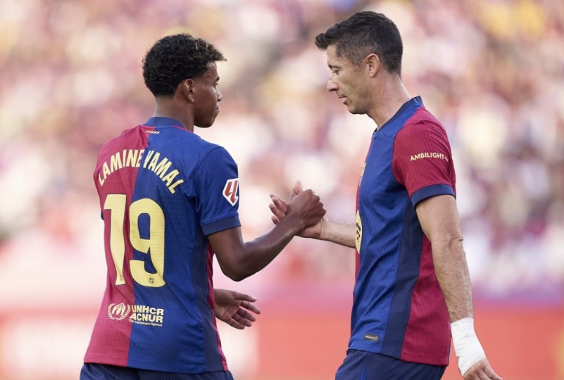 展现出了与 展现出了与