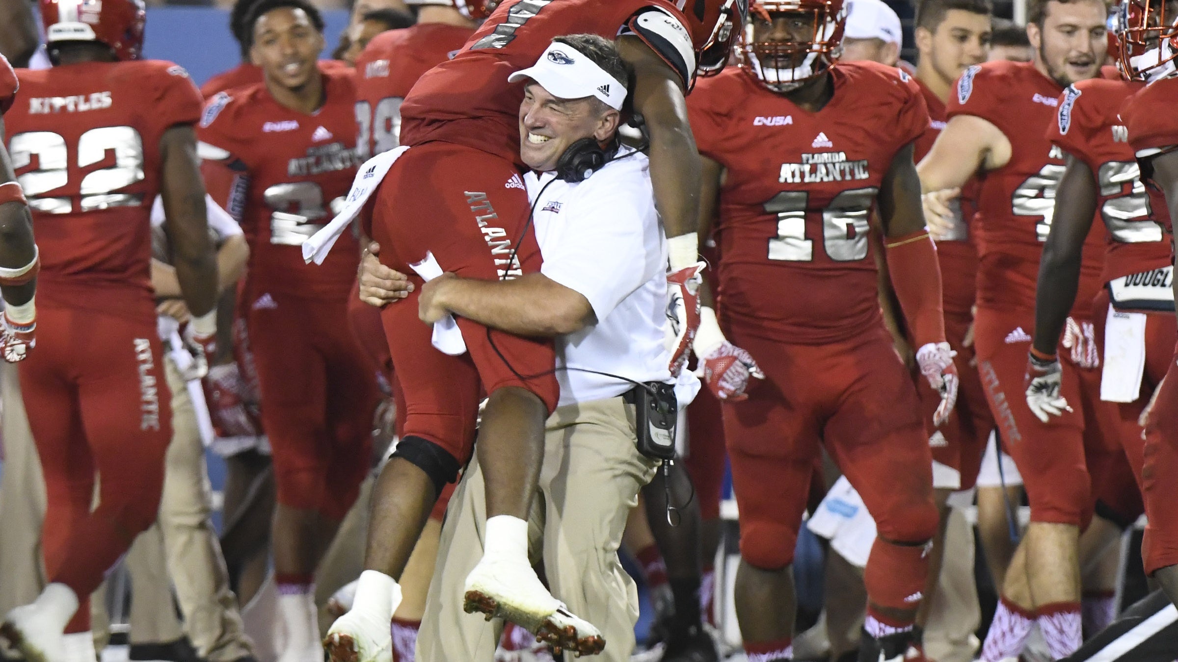 山东泰山是 山东泰山是